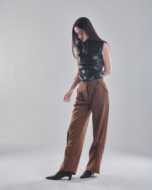 Knot pants in brown