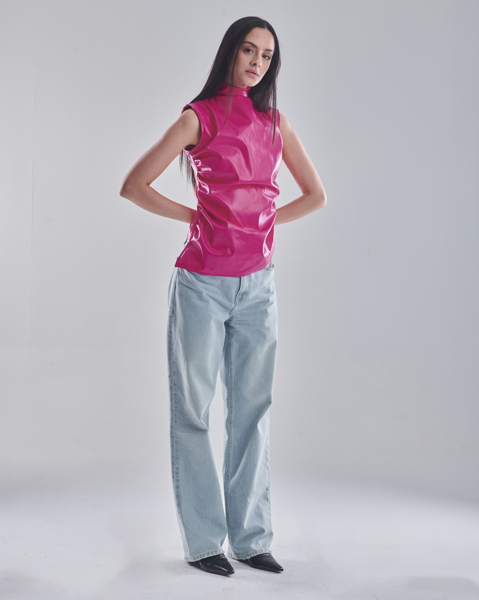 Pleated leather top in fuschia