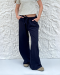 Relaxed pants in navy