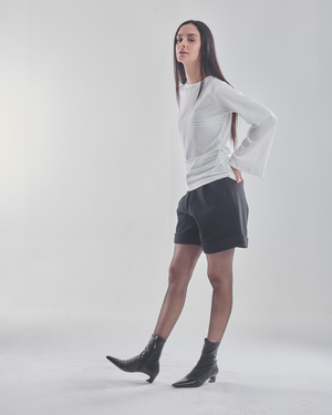 Pleated basic top in white