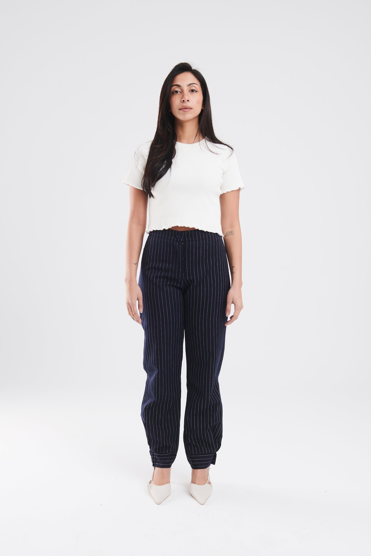 Deconstructed tailored pants in Navy