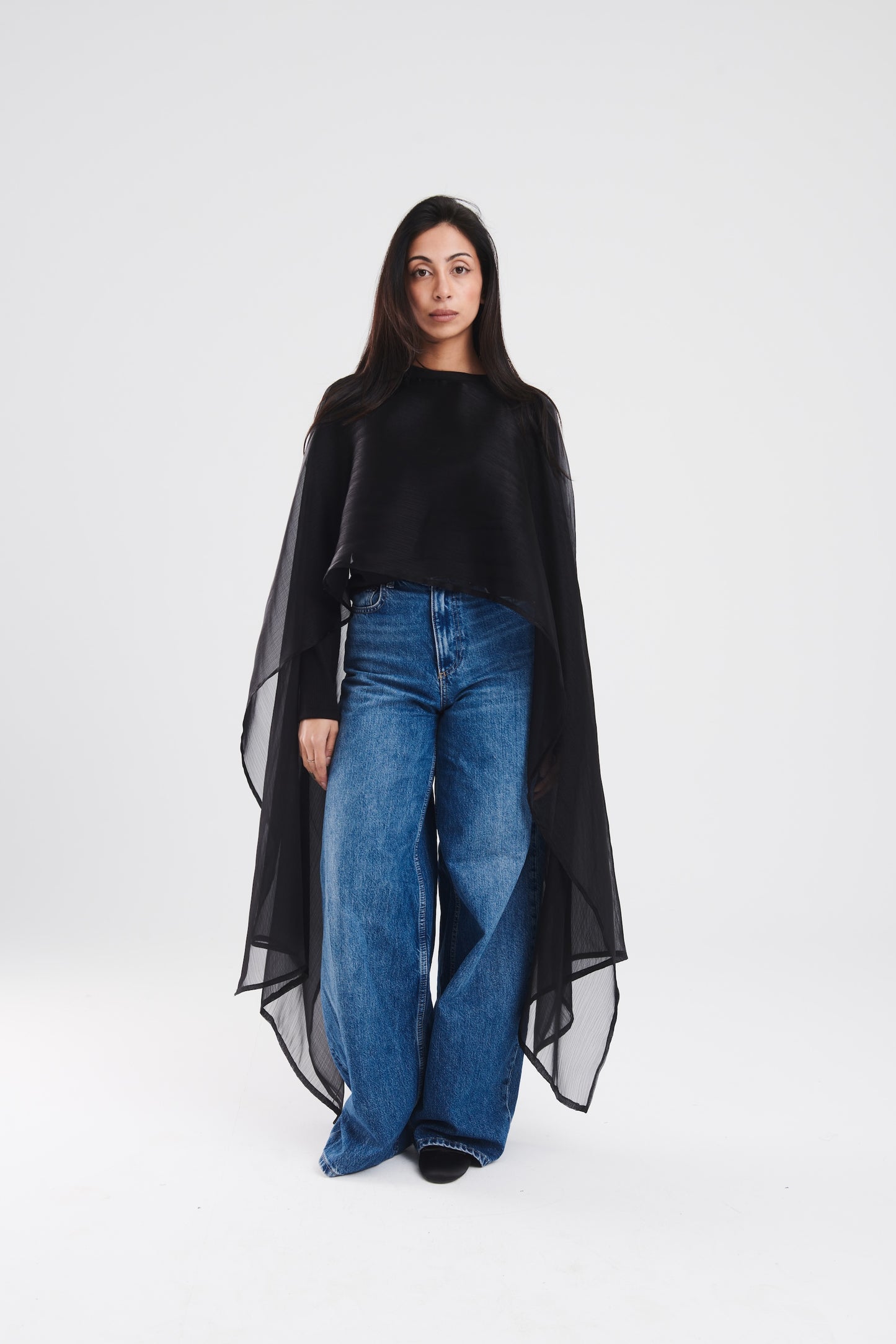 The cape in black