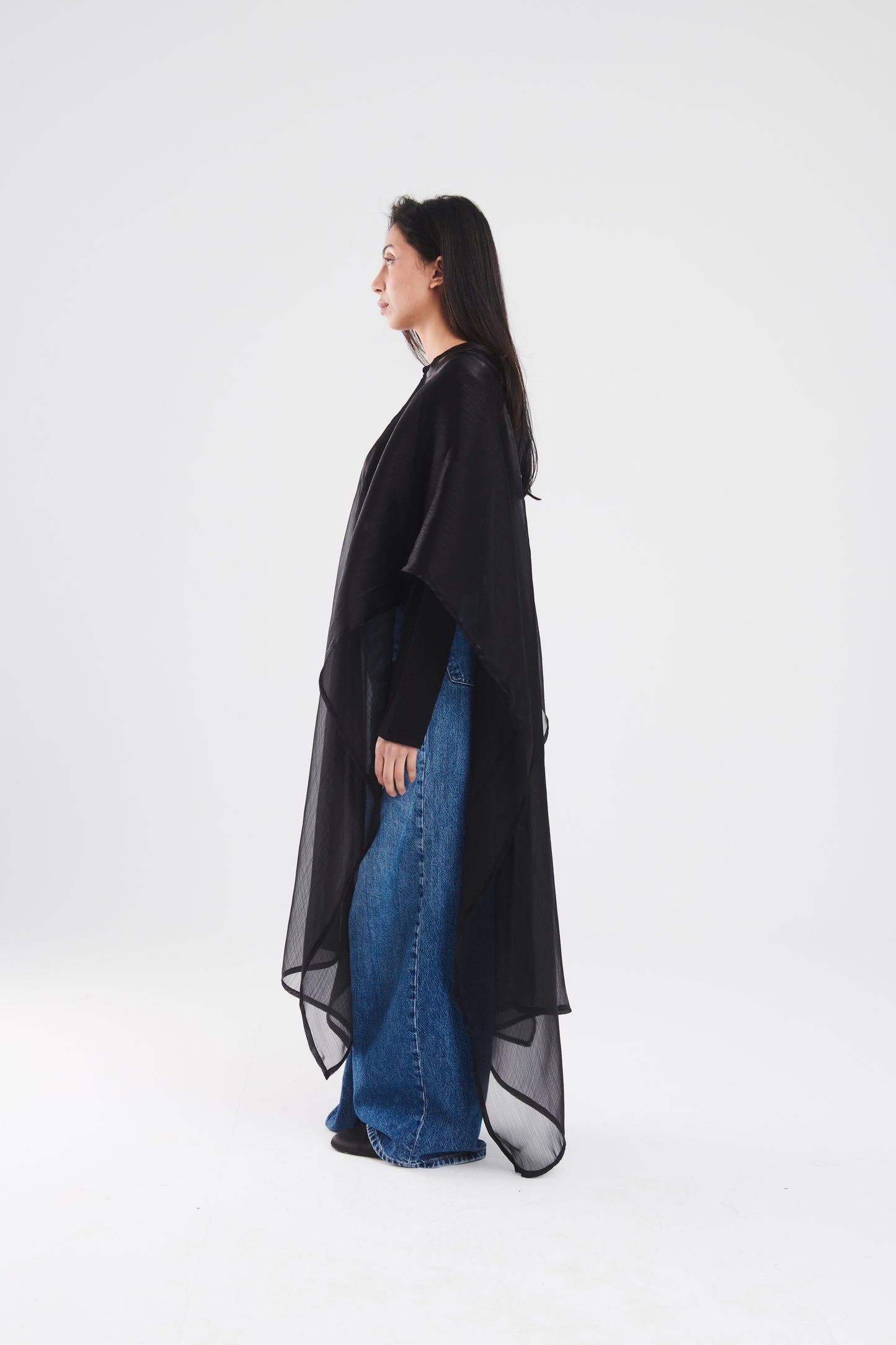 The cape in black