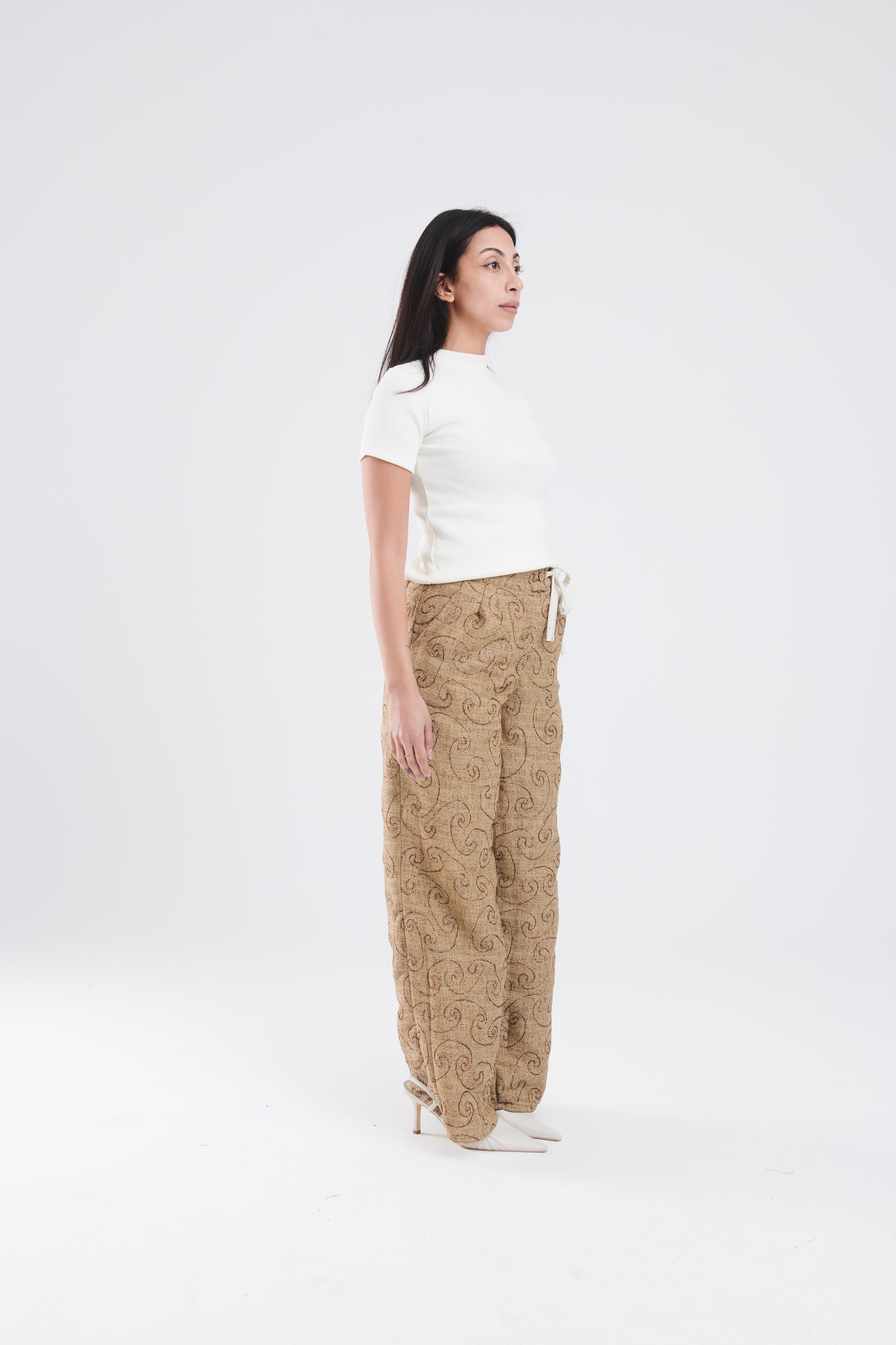 Textured pants in brown