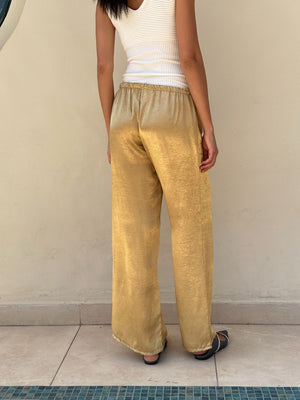 Silky pants in mustard