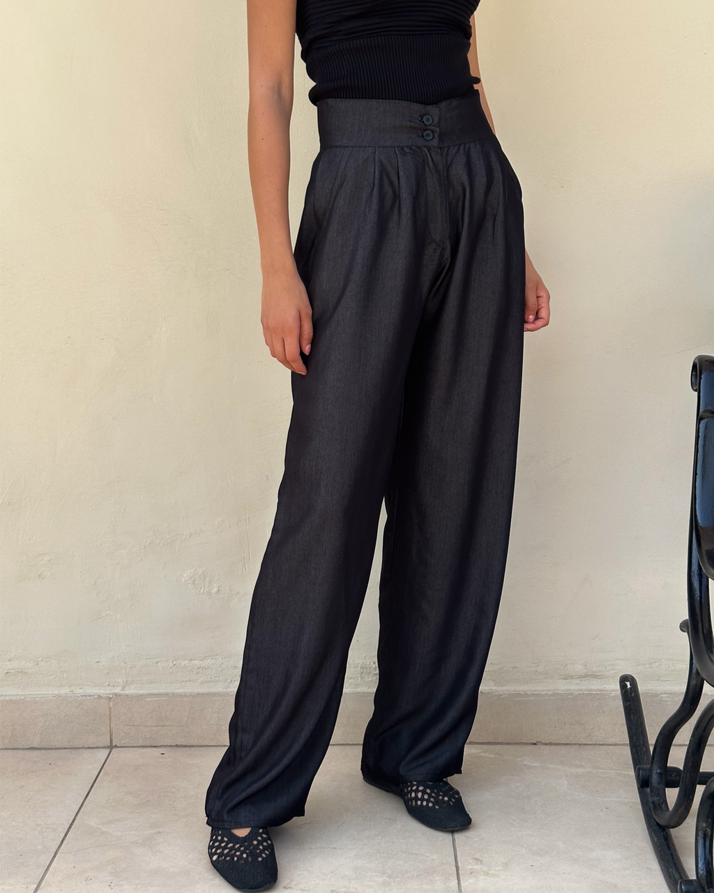 Tencel pants in black