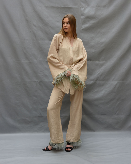 Plume kimono set in beige (Kimono + Pants)