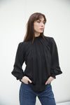 Essential top in black